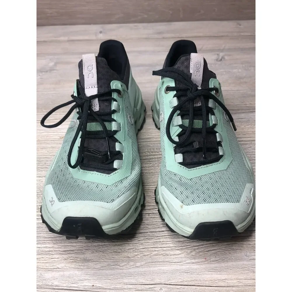ON CLOUD Womens Cloudultra-For versatile runners-Vine/Meadow-US 6.5 - EU 37